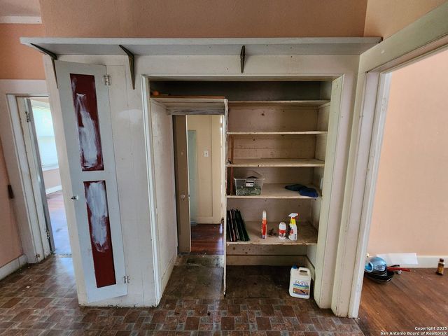 622 cedar, Seguin, TX 78155