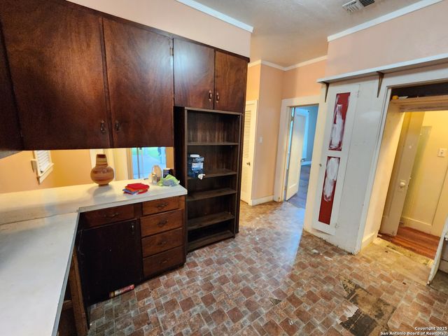 622 cedar, Seguin, TX 78155