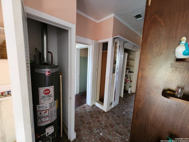 622 cedar, Seguin, TX 78155