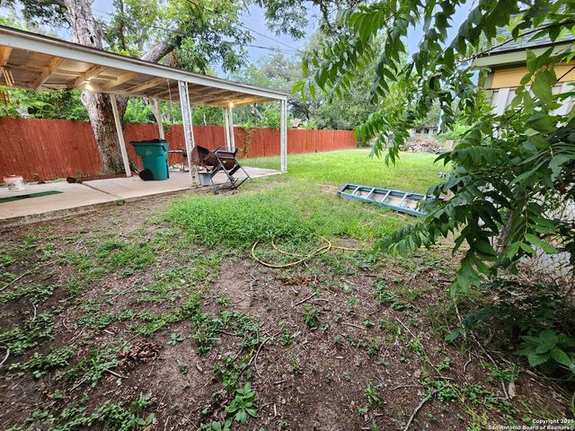 622 cedar, Seguin, TX 78155
