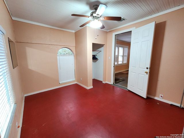 622 cedar, Seguin, TX 78155