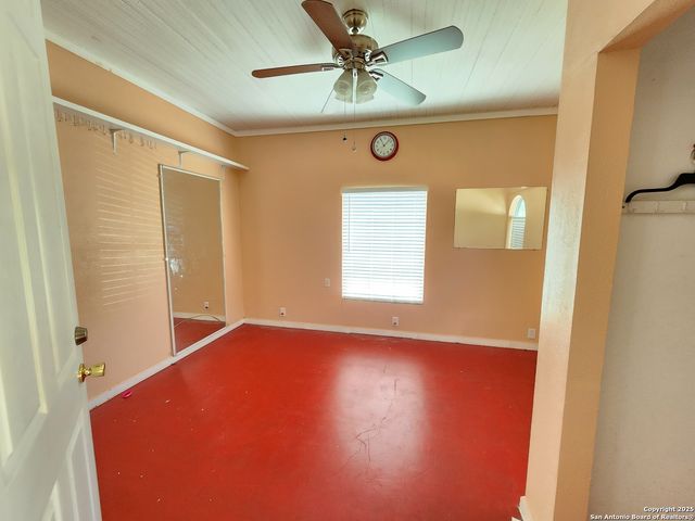 622 cedar, Seguin, TX 78155