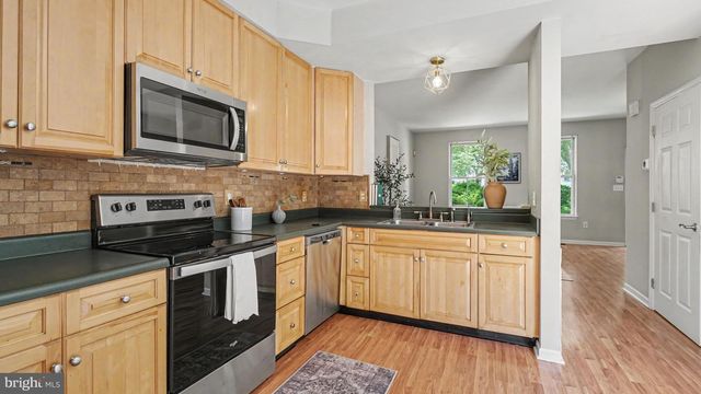 909 BOUNDARY CT, Coatesville, PA 19320
