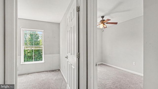 909 BOUNDARY CT, Coatesville, PA 19320