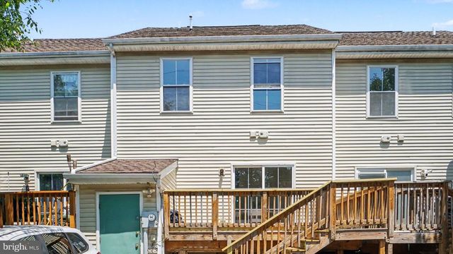 909 BOUNDARY CT, Coatesville, PA 19320