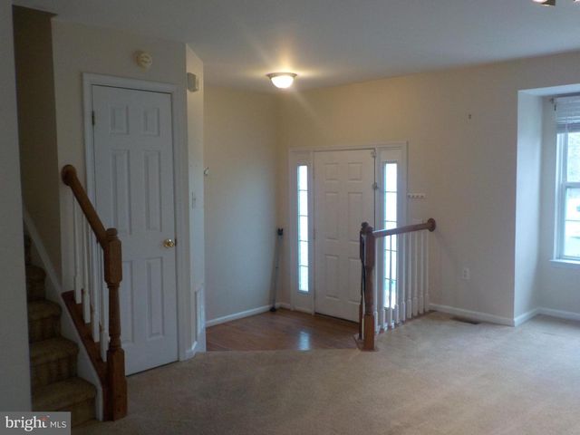 703 KINGS CREST DR, Stafford, VA 22554