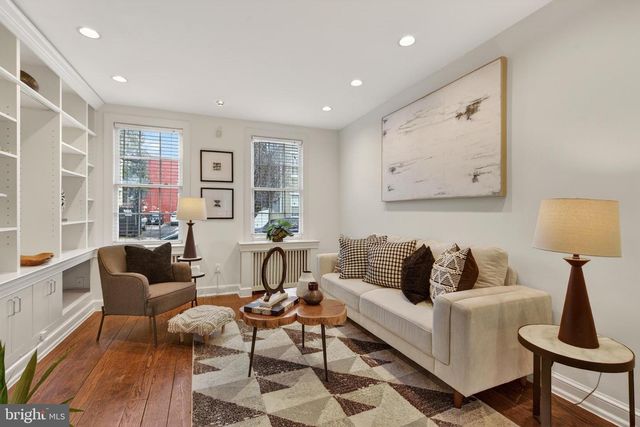 1610 33RD ST NW, Washington, DC 20007