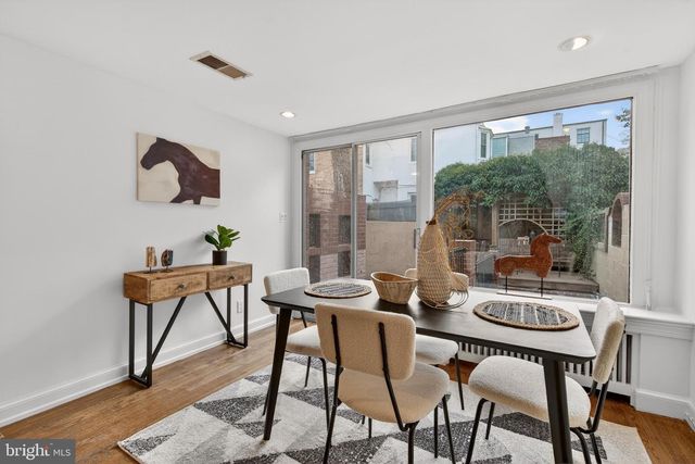 1610 33RD ST NW, Washington, DC 20007