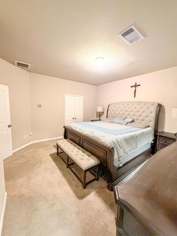 101 White Wing Lane, Sealy, TX 77474
