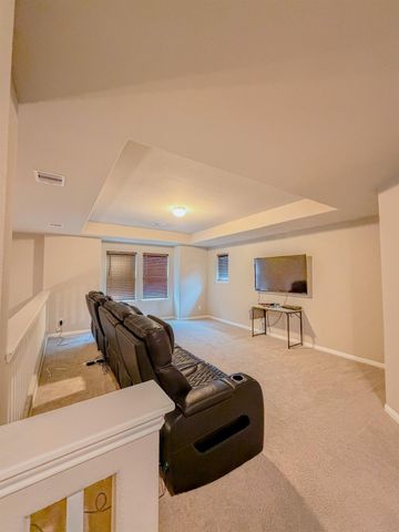 101 White Wing Lane, Sealy, TX 77474