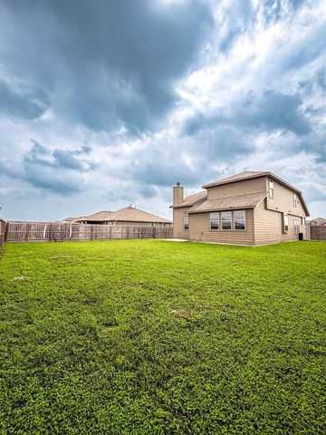 101 White Wing Lane, Sealy, TX 77474