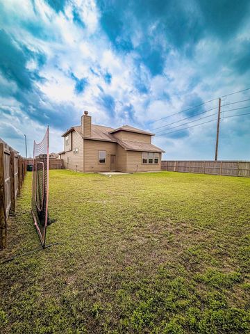 101 White Wing Lane, Sealy, TX 77474
