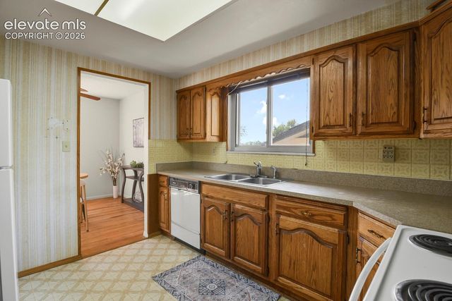 6820 Cliff Palace Court, Colorado Springs, CO 80911
