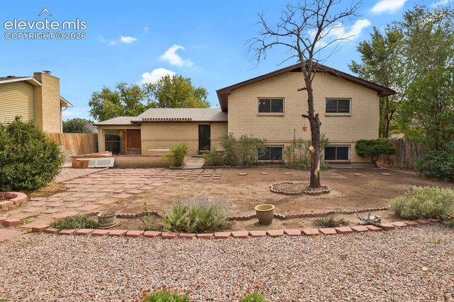 6820 Cliff Palace Court, Colorado Springs, CO 80911