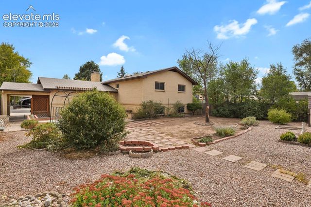 6820 Cliff Palace Court, Colorado Springs, CO 80911