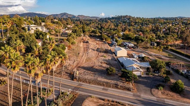 291 Osborne Street, Vista, CA 92084