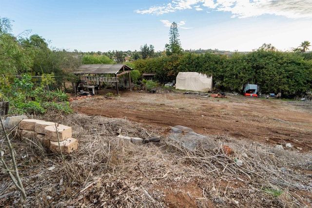 291 Osborne Street, Vista, CA 92084