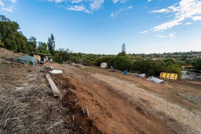 291 Osborne Street, Vista, CA 92084