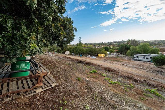 291 Osborne Street, Vista, CA 92084