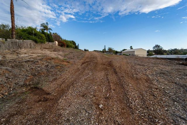 291 Osborne Street, Vista, CA 92084