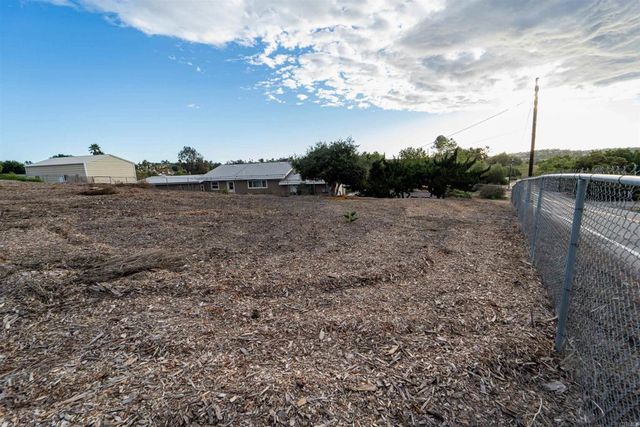 291 Osborne Street, Vista, CA 92084