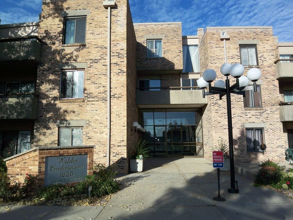 1926 Prairie Square 108, Schaumburg, IL 60173 — exterior