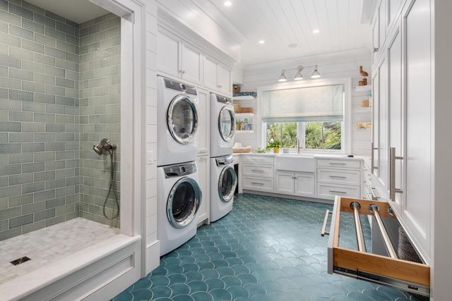 2406 Palm Boulevard, Isle Of Palms, SC 29451