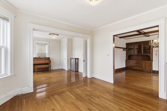 58-60 Orvis Rd, Arlington, MA 02474