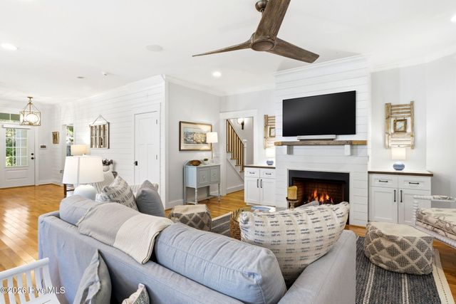 18 Three Flipper Trail, Southport, NC 28461