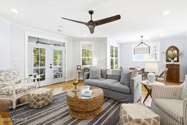 18 Three Flipper Trail, Southport, NC 28461