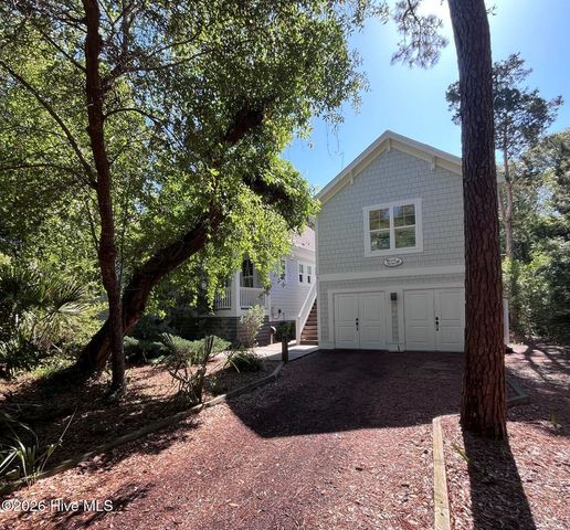 18 Three Flipper Trail, Southport, NC 28461