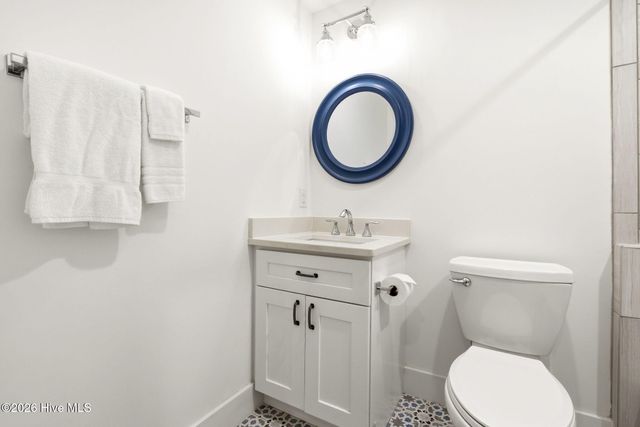 18 Three Flipper Trail, Southport, NC 28461