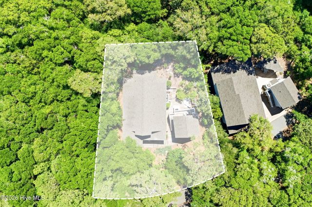 18 Three Flipper Trail, Southport, NC 28461