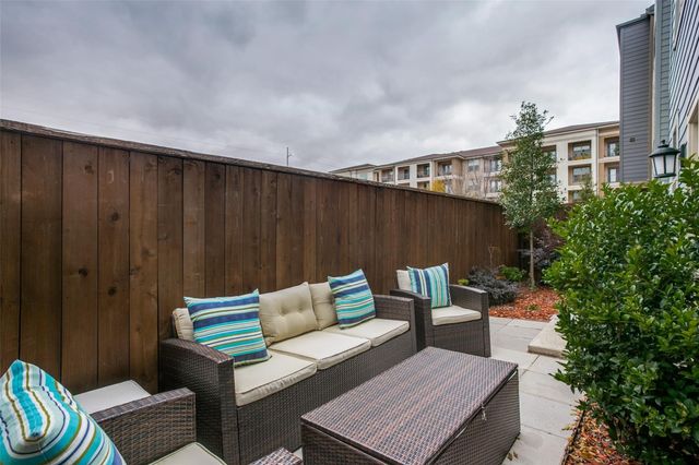 5933 Evening Star Place, Dallas, TX 75235