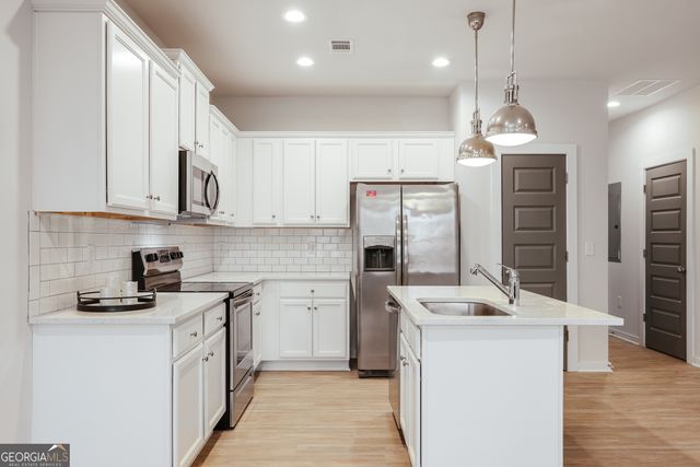 684 W Vincent Drive, Athens, GA 30607