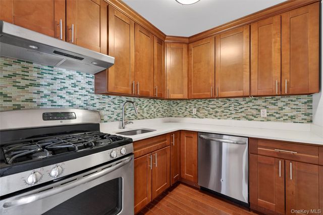 149-06 Northern Boulevard 501, Flushing, NY 11354