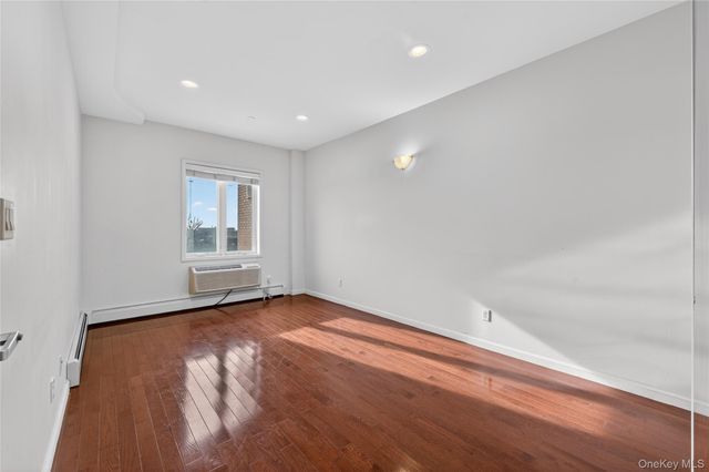 149-06 Northern Boulevard 501, Flushing, NY 11354