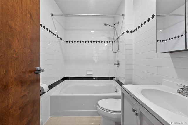 149-06 Northern Boulevard 501, Flushing, NY 11354