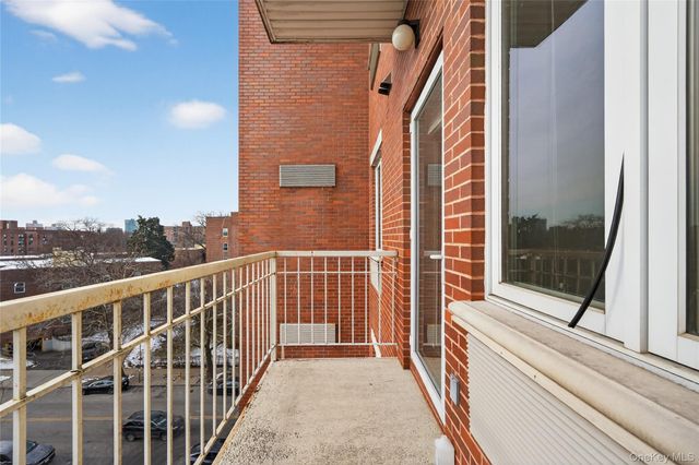 149-06 Northern Boulevard 501, Flushing, NY 11354