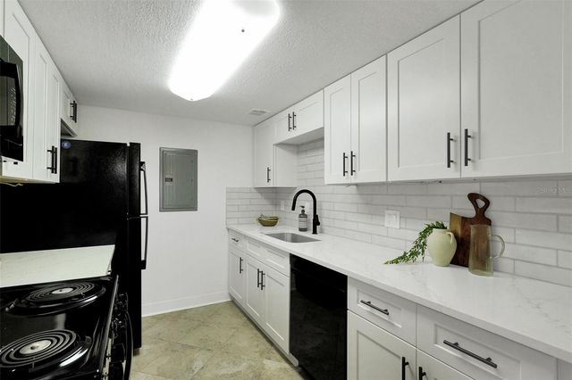 8911 BLIND PASS ROAD 104, St Petersburg, FL 33706