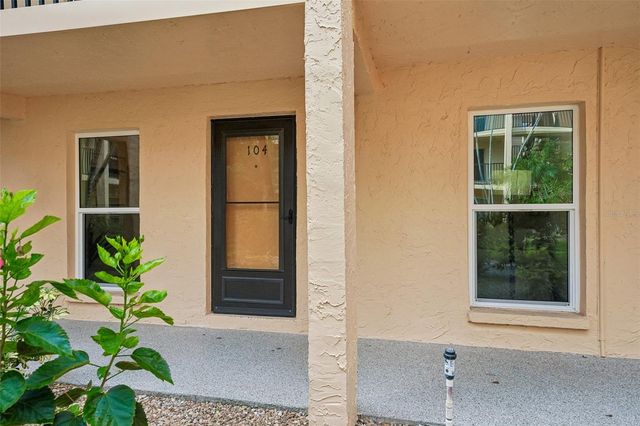 8911 BLIND PASS ROAD 104, St Petersburg, FL 33706