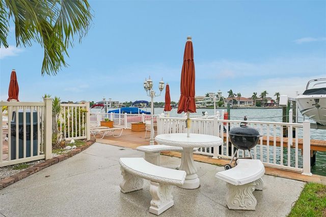 8911 BLIND PASS ROAD 104, St Petersburg, FL 33706