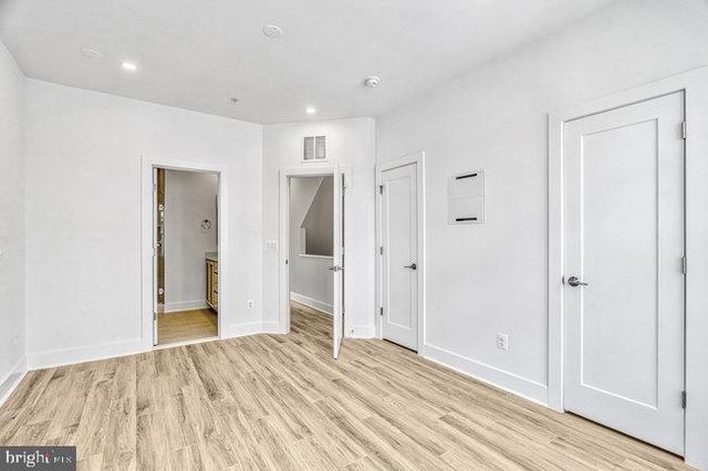 11236 BUNSEN ST, Reston, VA 20190