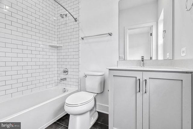 11236 BUNSEN ST, Reston, VA 20190