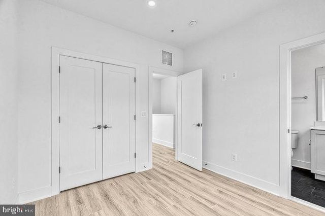 11236 BUNSEN ST, Reston, VA 20190