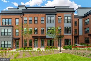 11236 BUNSEN ST, Reston, VA 20190