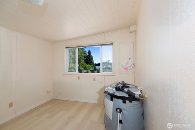 820 Guard Street, Friday Harbor, WA 98250