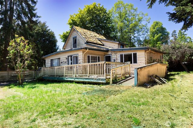820 Guard Street, Friday Harbor, WA 98250