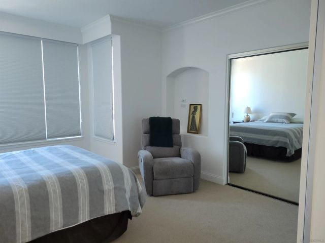 3890 Nobel 1504, San Diego, CA 92122