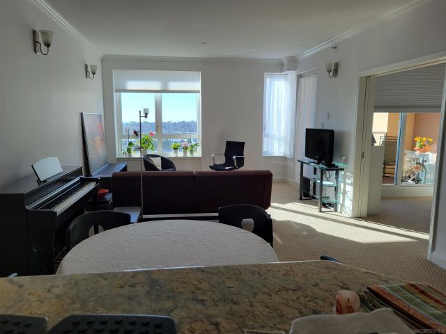 3890 Nobel 1504, San Diego, CA 92122